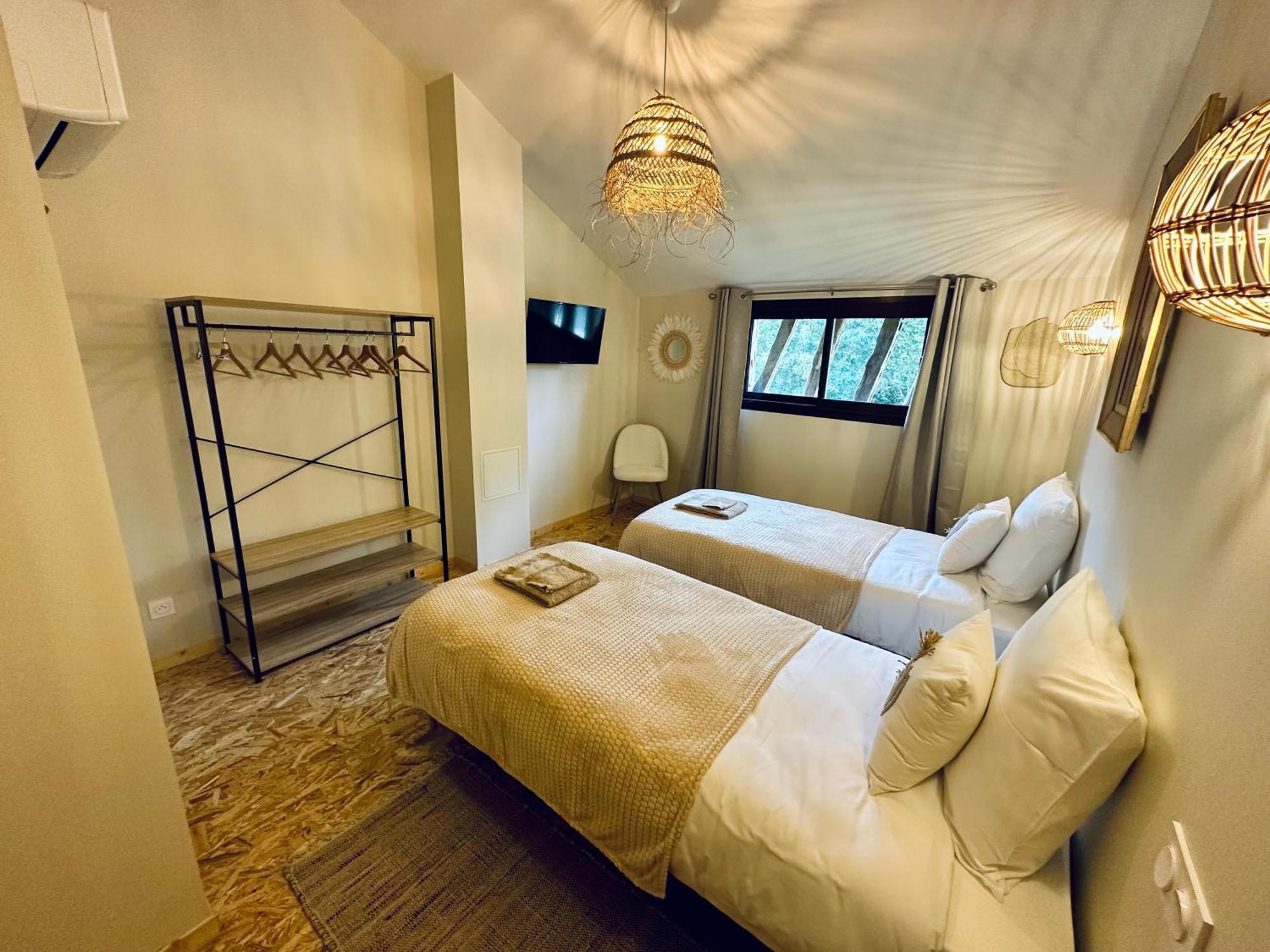 Domaine De La Source Bed & Breakfast Sainte-Christie-d'Armagnac ภายนอก รูปภาพ
